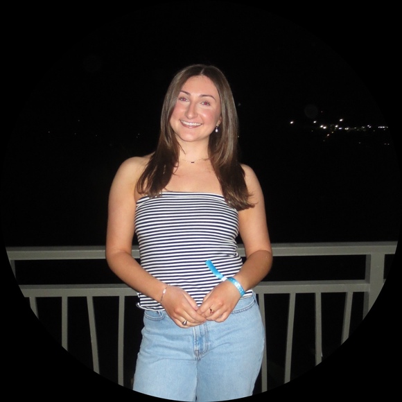 nora_mowat